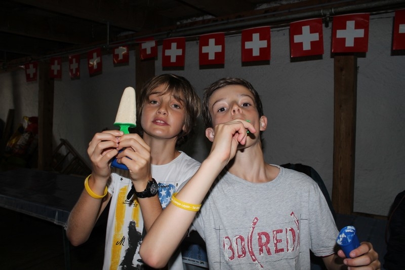 Village Camps International Summer Camp Leysin, Switzerland 2025-08-09 https://www.villagecamps.com/journals_admin/images/683-16-hike (21).jpg